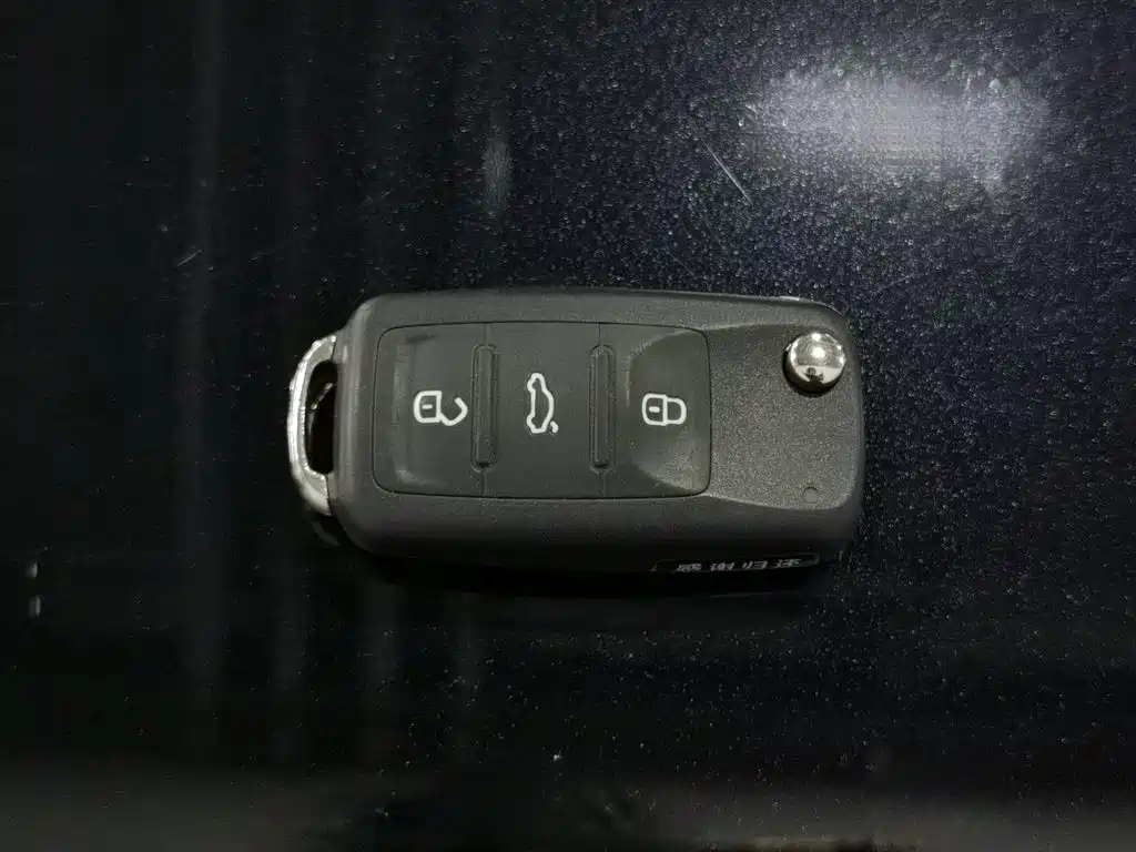 Volkswagen Jetta 2013 1.6L Automatic Comfort фото 19