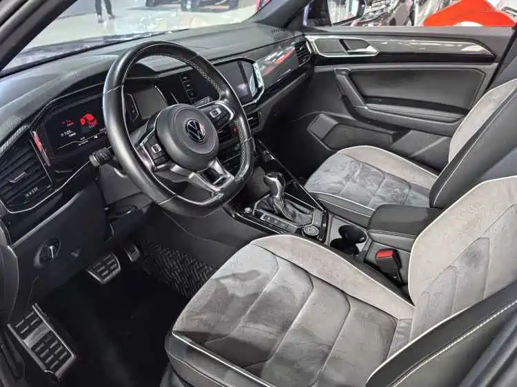 Volkswagen Tayron 2022 380TSI 4WD R-Line Smart Connect Edition фото 7
