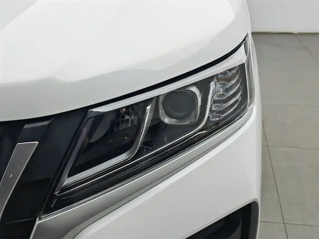 BAW (Beijing Automobile Works) Ruisheng Ace M7 2023 1.6L Standard Wheelbase Wealth Creation 7-seater фото 7