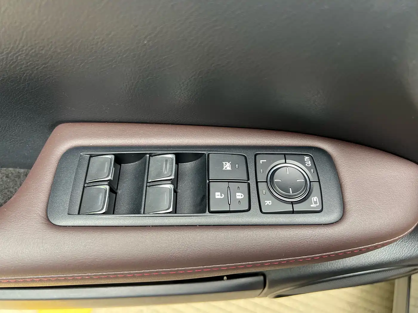 Lexus RX 2016 2016 300 2WD Comfort Edition China V