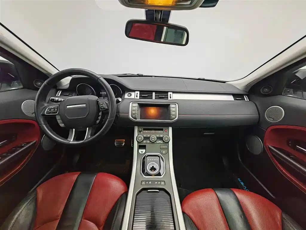 Land Rover Range Rover Evoque (Import) 2013 2.0T 5-door Dynamic Edition фото 5