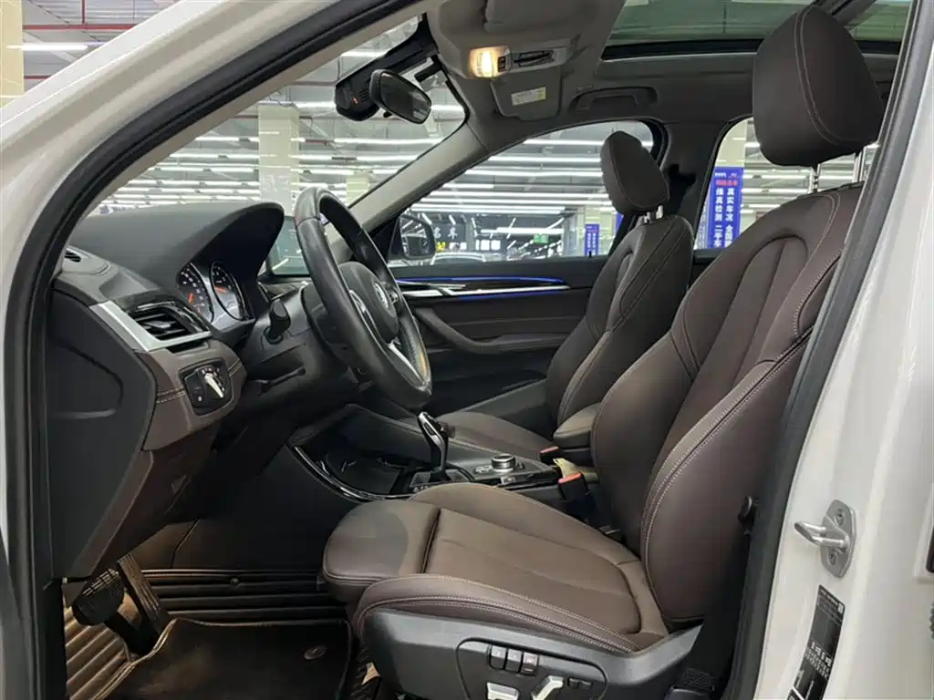 BMW X1 2021 xDrive25Li Exclusive фото 13
