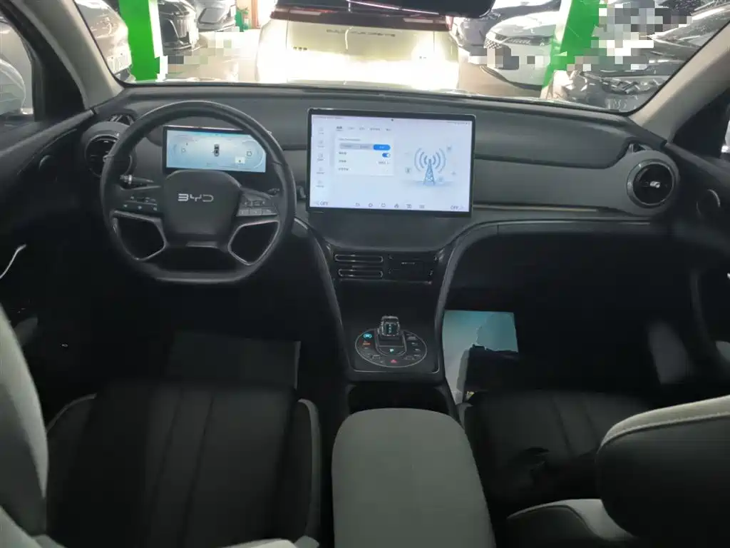 BYD Seal 05 DM-i 2025 DM-i 115KM Flagship фото 10