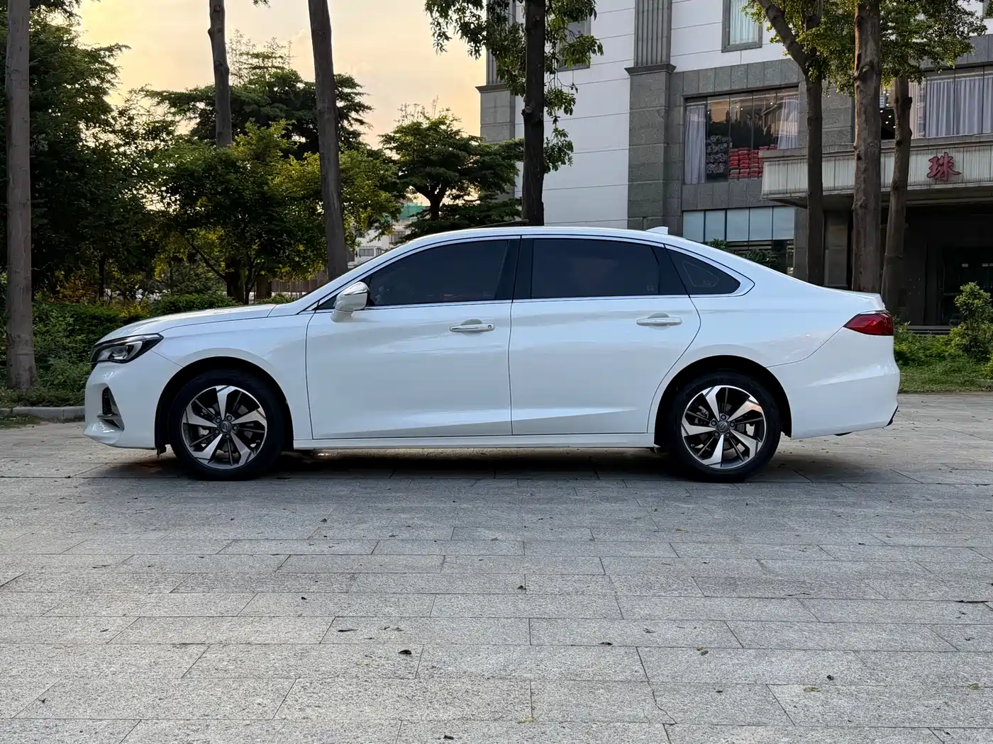 GAC Trumpchi Trumpchi GA6 2019 270T Auto Luxury фото 4