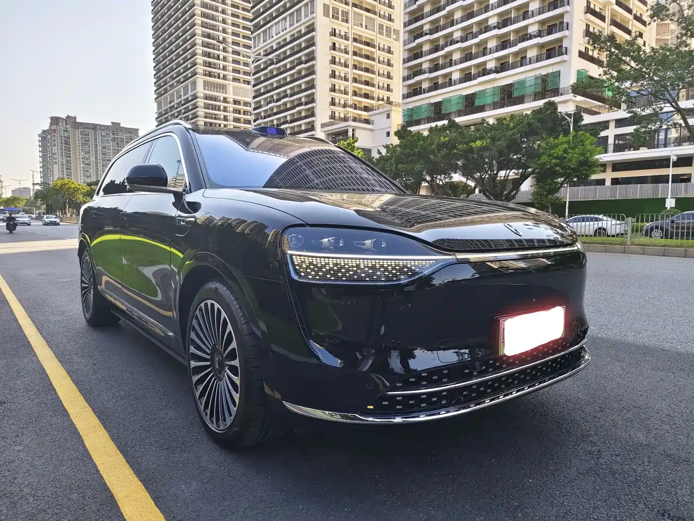 AITO Wenjie AITO M9 2024 Range Extender Ultra 52kWh 6-seater фото 3