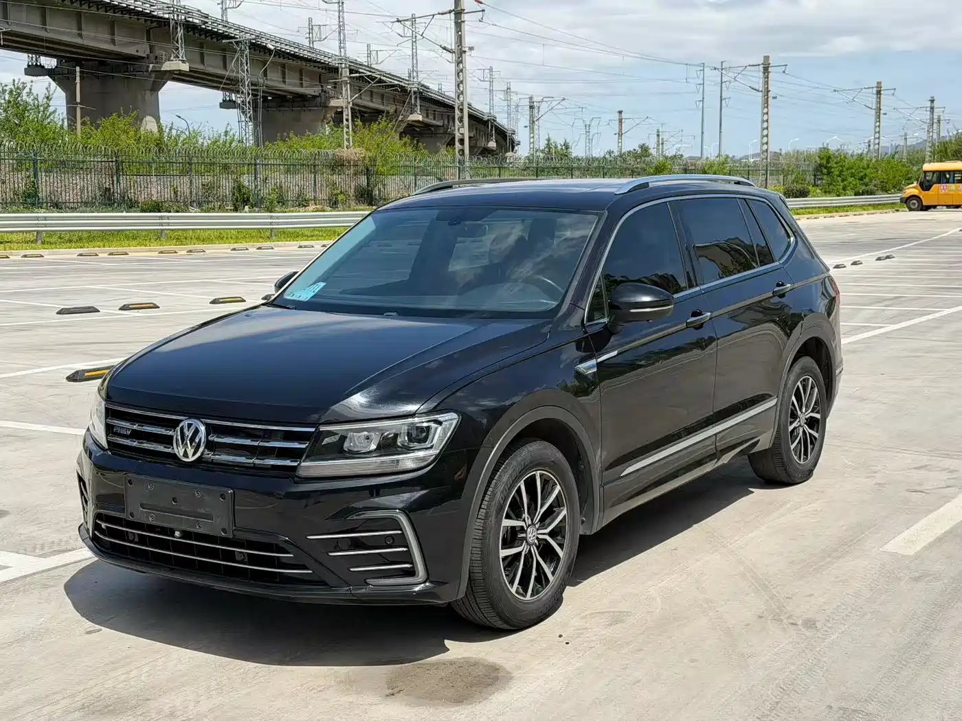 Volkswagen Tiguan L PHEV 2019 430PHEV Hybrid Luxury Edition