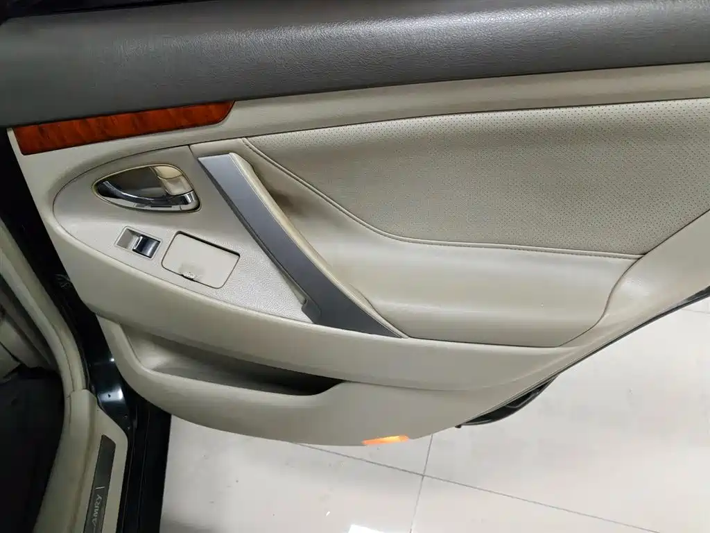 Toyota Camry 2007 240V Premium Edition фото 24
