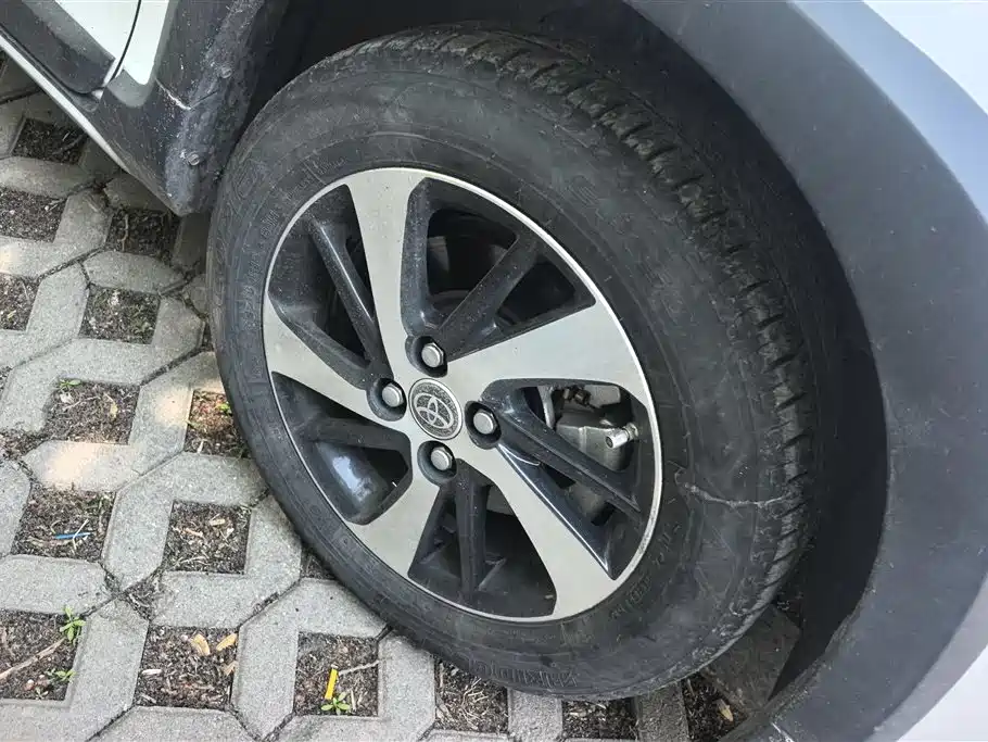 Toyota YARiS L Zhi Xuan 2020 Zhi Xuan X 1.5L CVT Leading фото 6