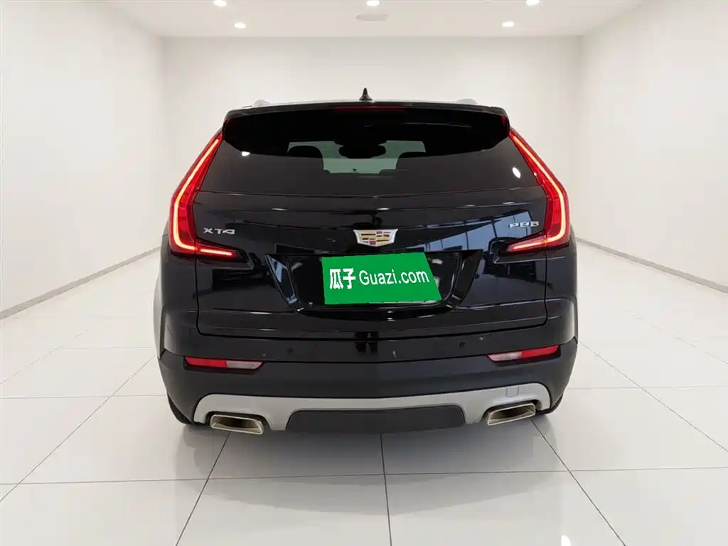Cadillac XT4 2021 28T FWD Premium Edition фото 4