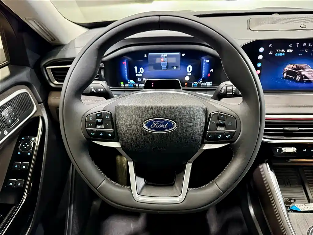Ford Explorer 2026 2024 2.3T EcoBoost AWD Titanium Edition 7-Seater