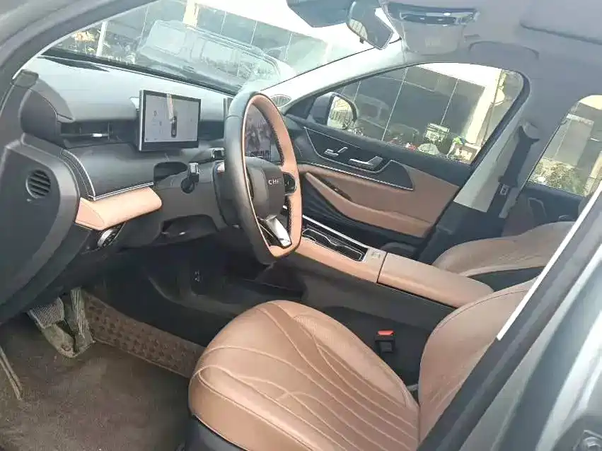 Chery Tiggo 8L 2024 2024 2.0T 2WD Premium 5-seater