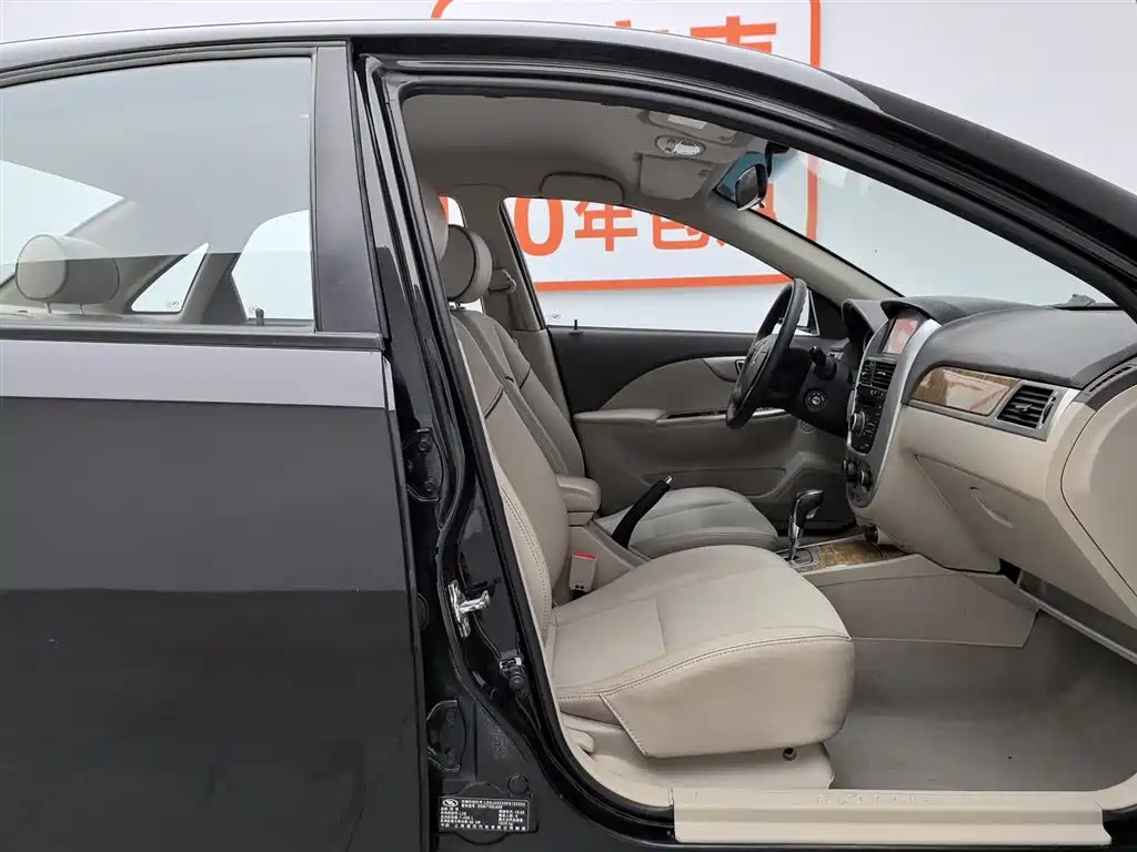 Buick Excelle 2015 1.5L Automatic Classic фото 23