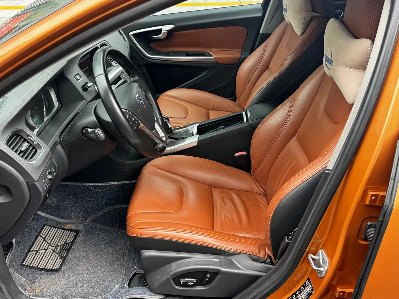 Volvo S60 2014 2014 Volvo S60L T5 Zhi Yu Edition