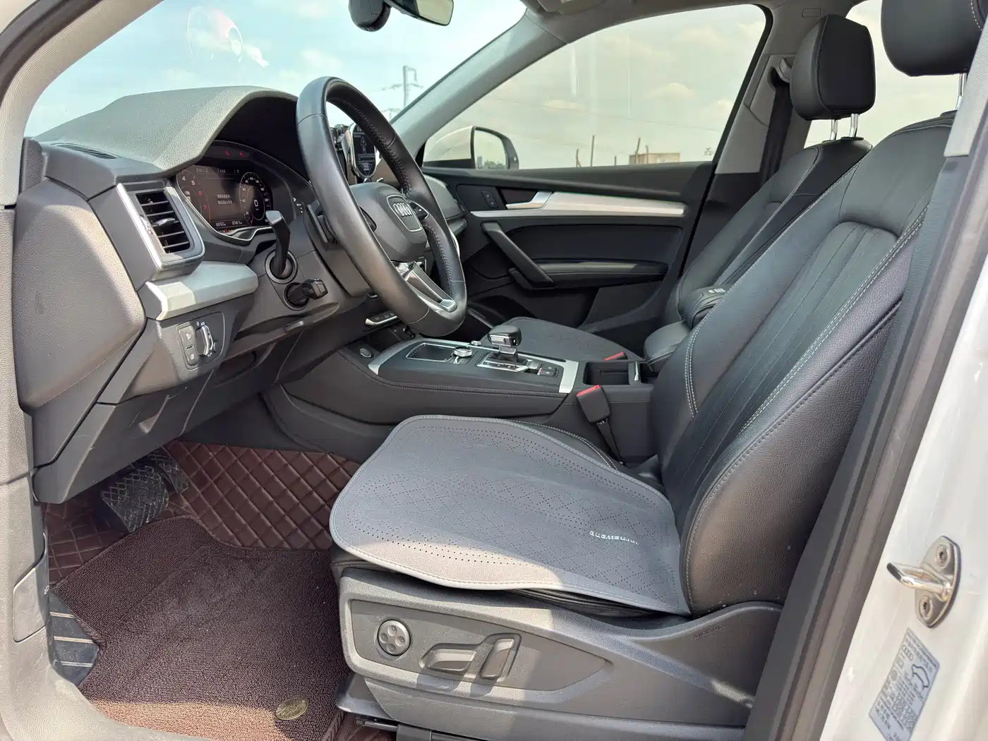 Audi Q5L 2020 40 TFSI Prestige Fashion фото 4