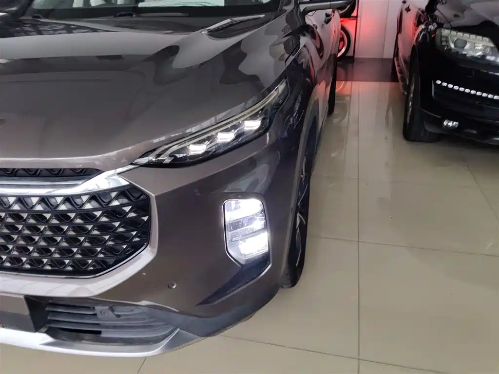 SAIC Maxus Maxus D60 2019 Model 1.5T Auto Premium Edition 7-Seater фото 17