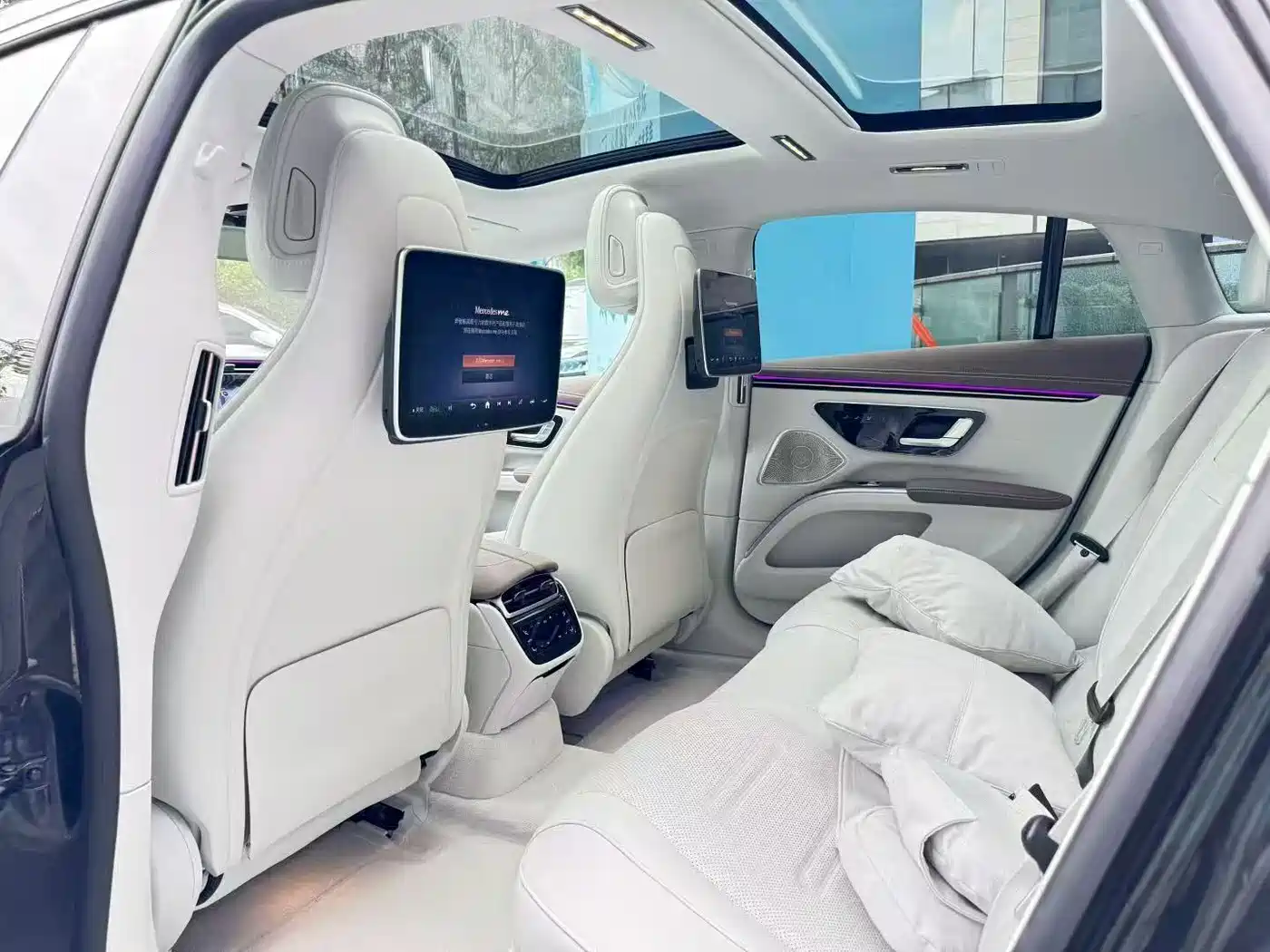 Mercedes-Benz EQS AMG 2023 AMG EQS 53 4MATIC+ фото 11
