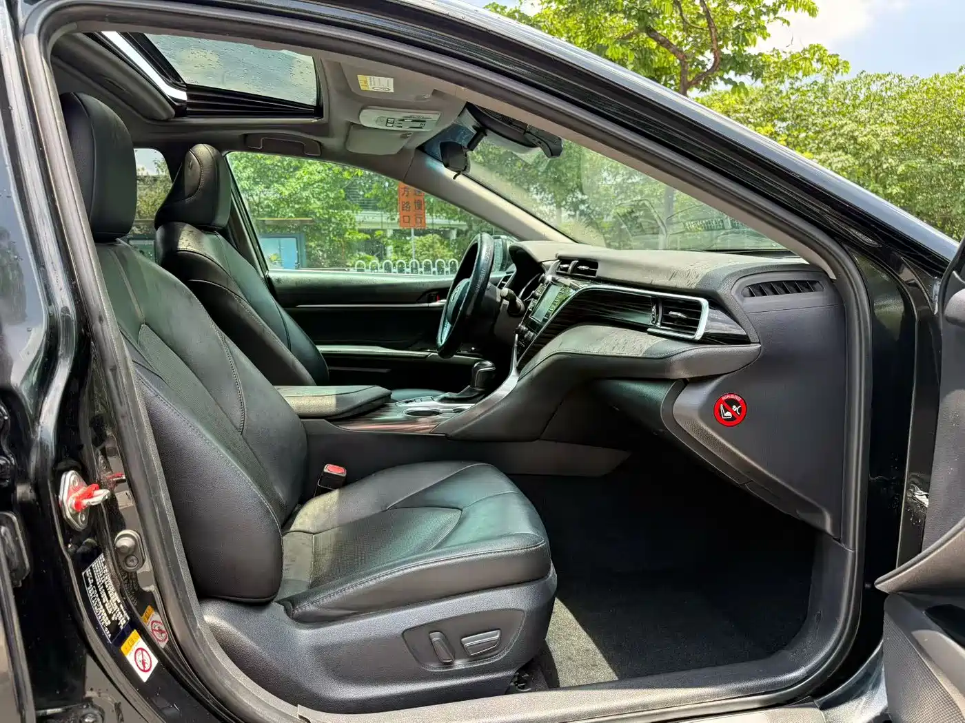 Toyota Camry 2018 2.0G Luxury Edition фото 9