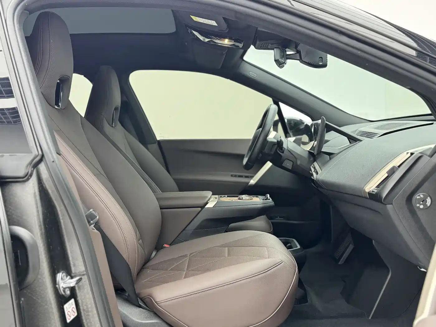 BMW iX 2023 Facelift xDrive40 фото 20