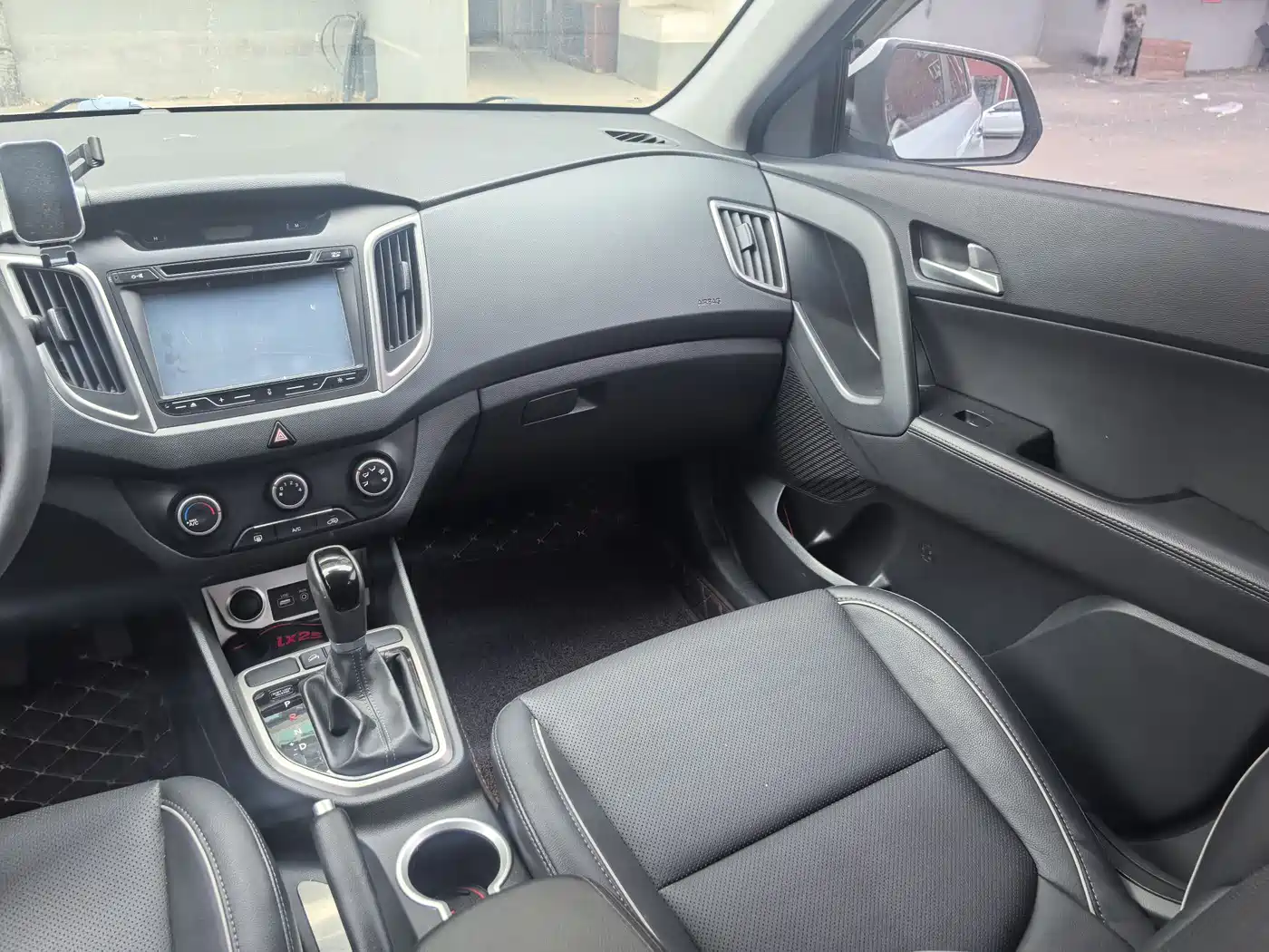 Hyundai Beijing Hyundai ix25 2015 1.6L Automatic 2WD Smart GLS фото 10