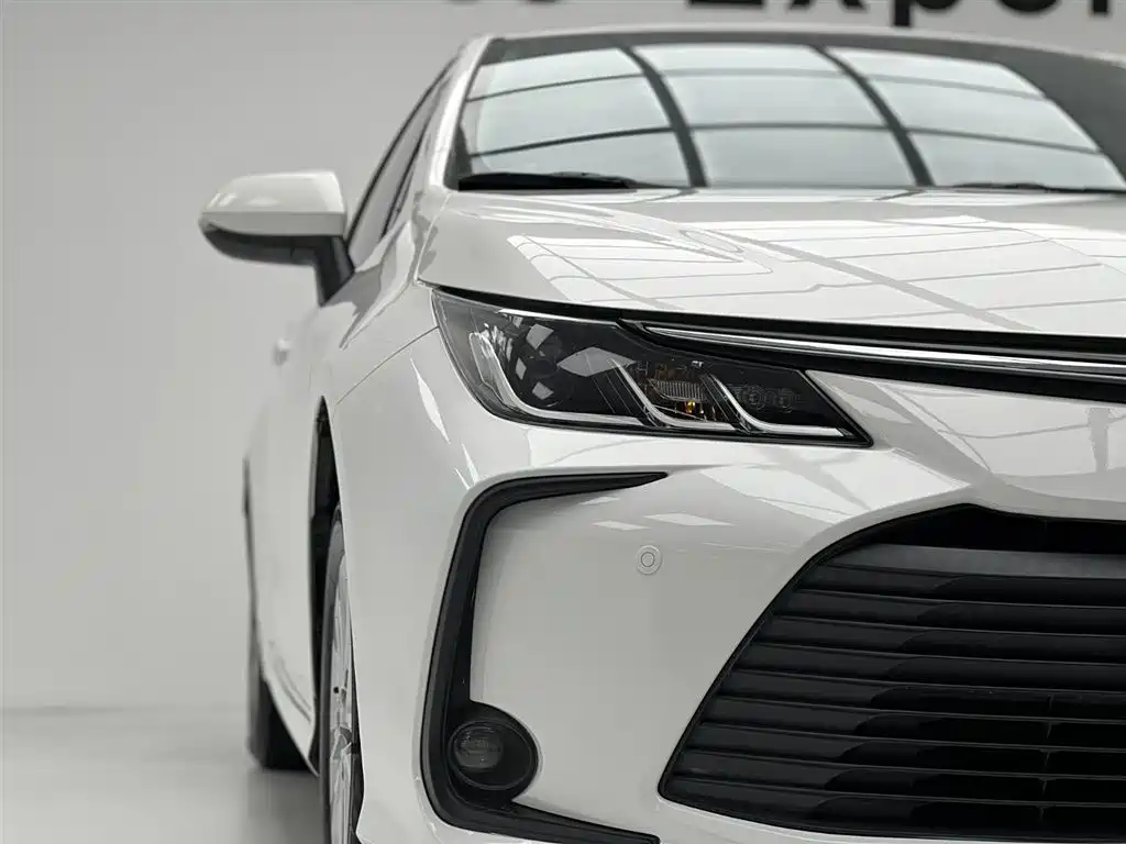 Toyota Corolla 2022 1.2T S-CVT Pioneer PLUS Edition фото 4
