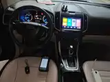 Фото 10 - Ford Edge