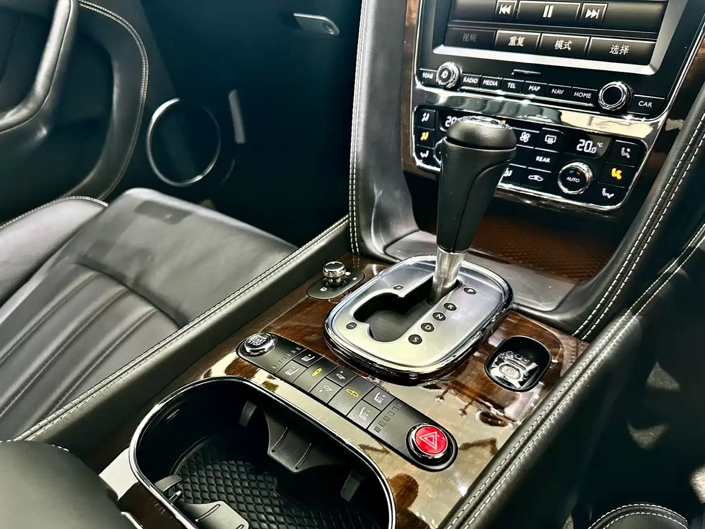 Bentley Continental 2014 4.0T GT V8 S Standard фото 8