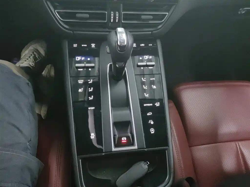 Porsche Macan 2022 Macan 2.0T фото 14