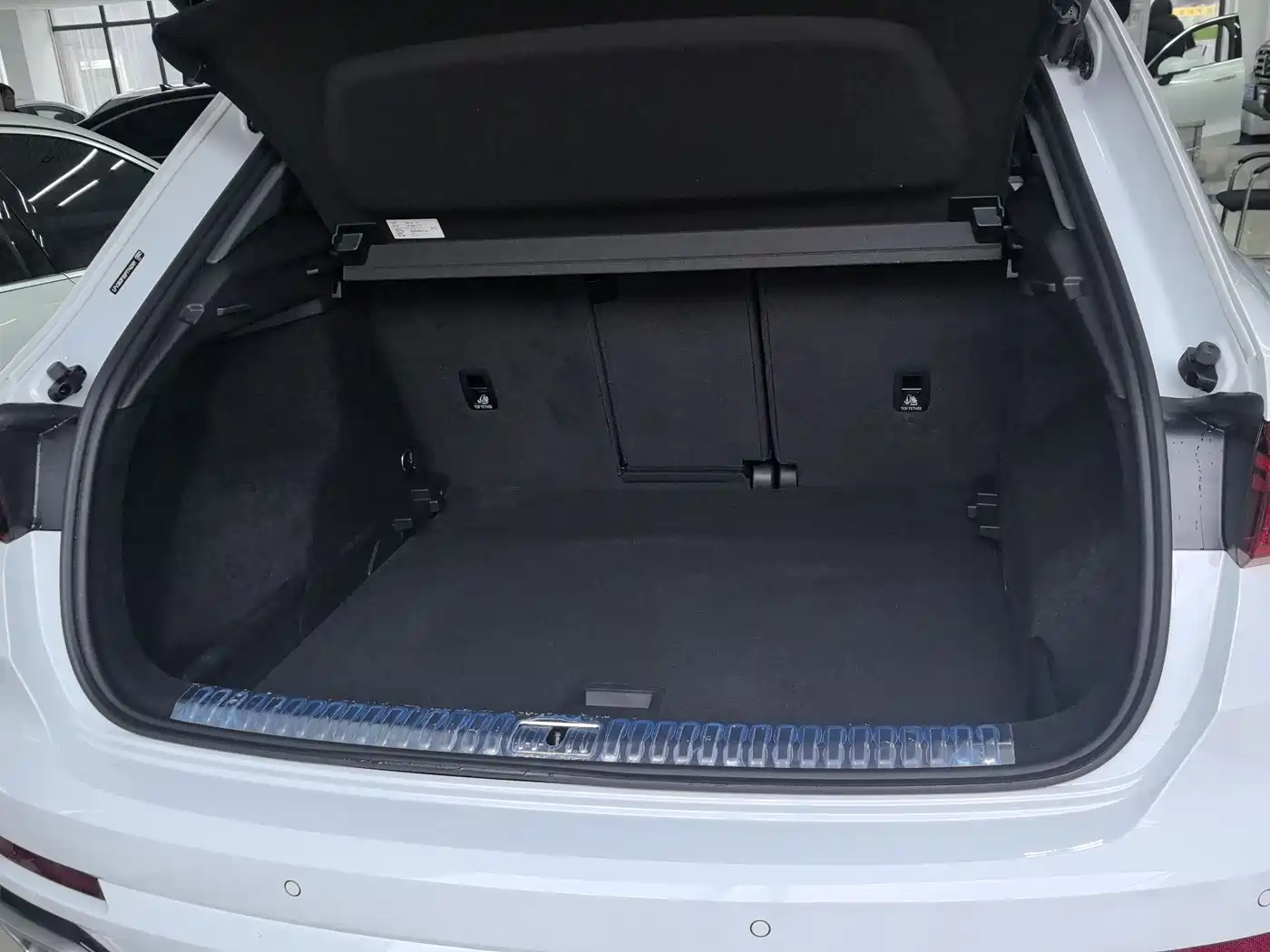 Audi Q3 2024 35 TFSI Fashion Sport фото 11