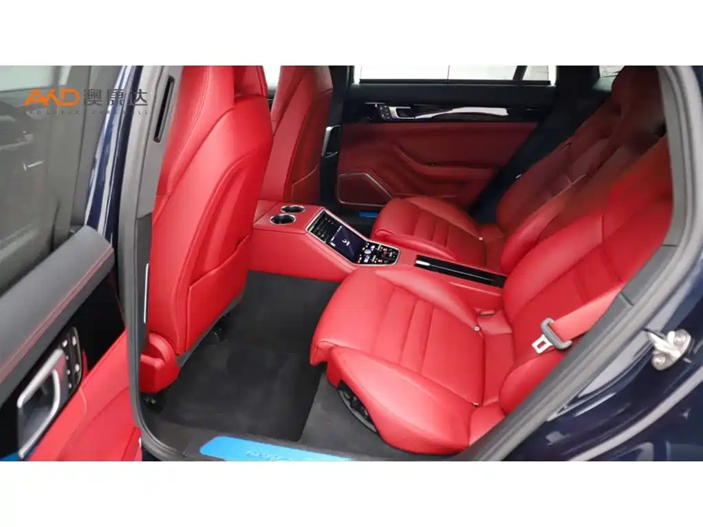 Porsche Panamera 2023 Panamera Executive Long Wheelbase Platinum Edition 2.9T фото 7