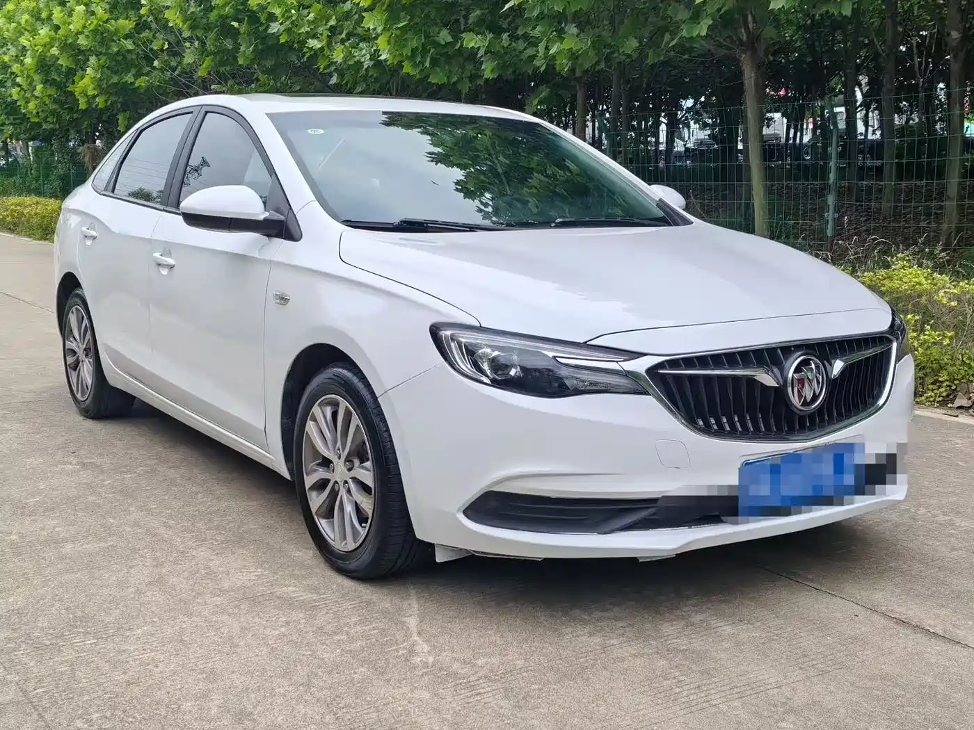 Buick Excelle 2021 Facelift 1.3T Auto Mild Hybrid Elite фото 3