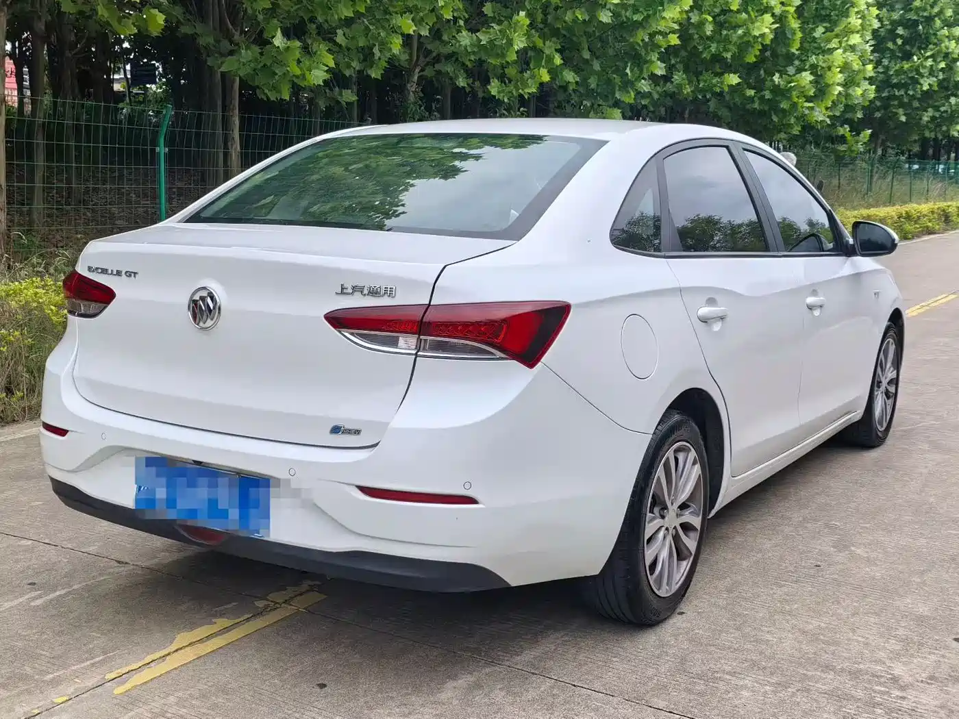 Buick Excelle 2021 Facelift 1.3T Auto Mild Hybrid Elite фото 4
