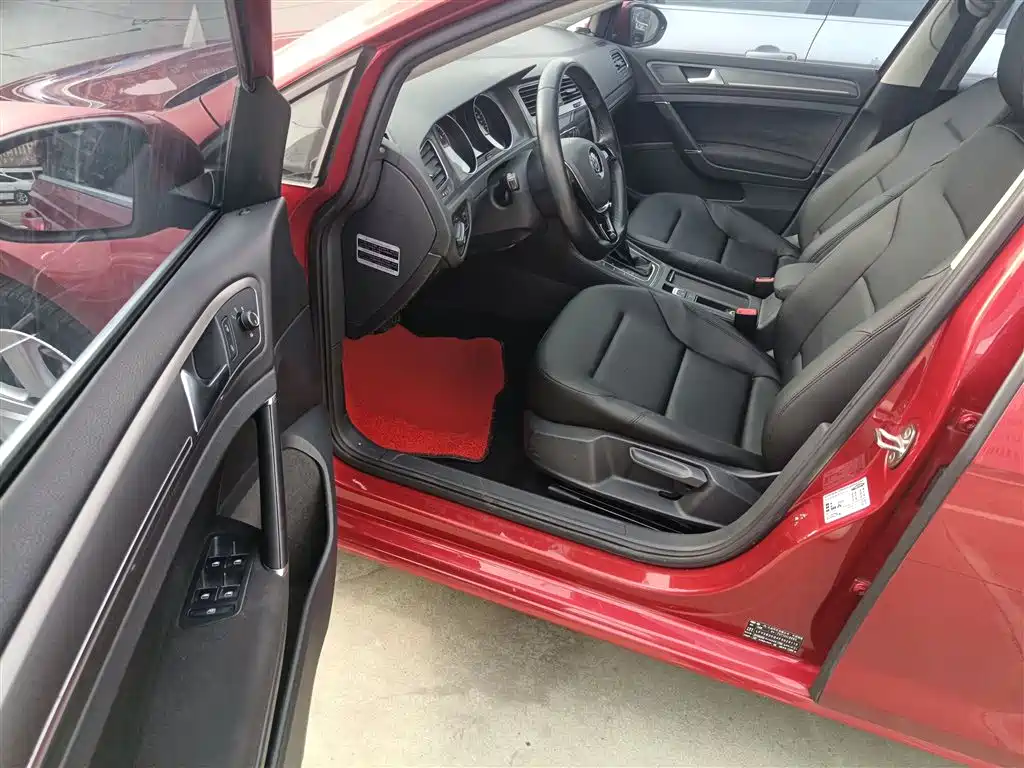 Volkswagen Golf 2015 1.4TSI Automatic Comfort фото 12