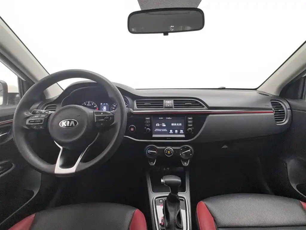Kia KX CROSS 2017 1.4L AT GLS фото 5