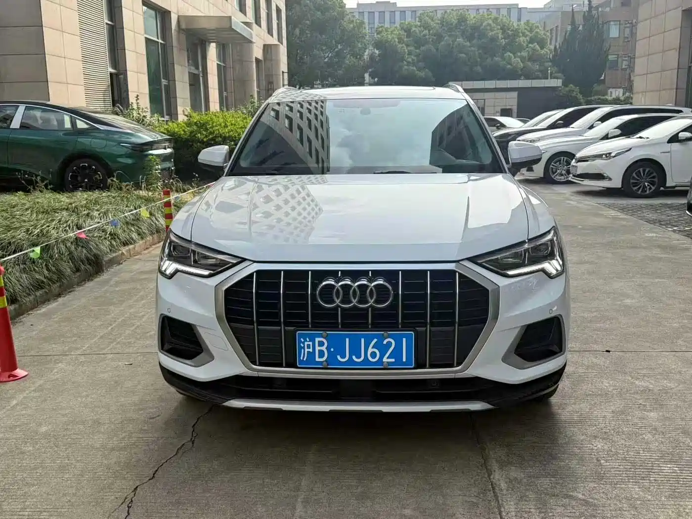 Audi Q3 2022 35 TFSI Fashion Elegance фото 3