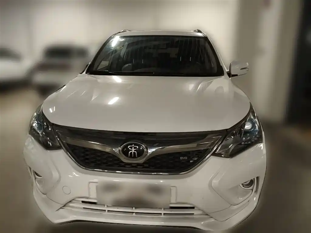 BYD Song 2016 Unrivaled Edition 1.5TID Automatic Leading Edition фото 5