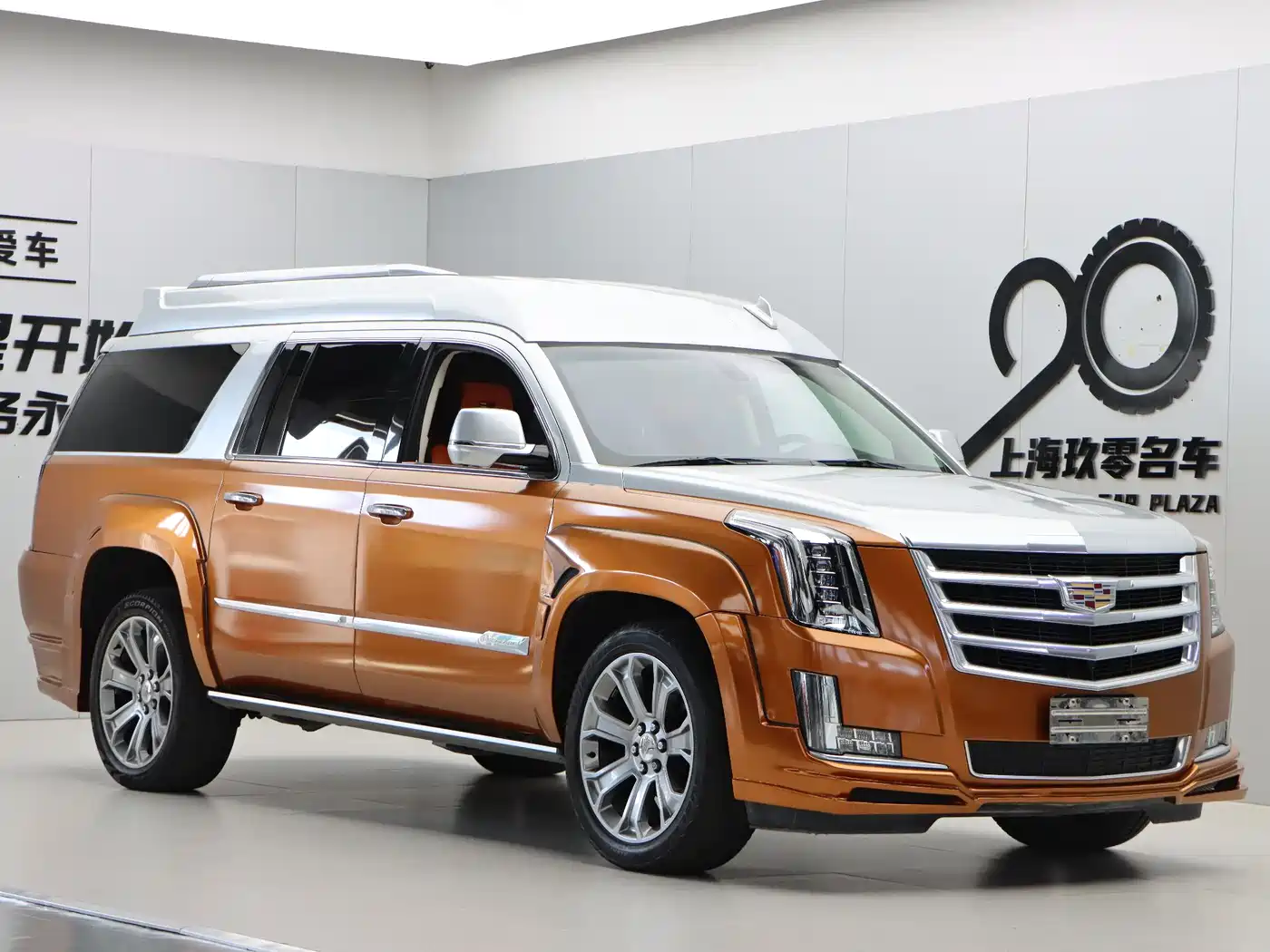 Cadillac Escalade 2017 6.2L ESV Platinum Extended