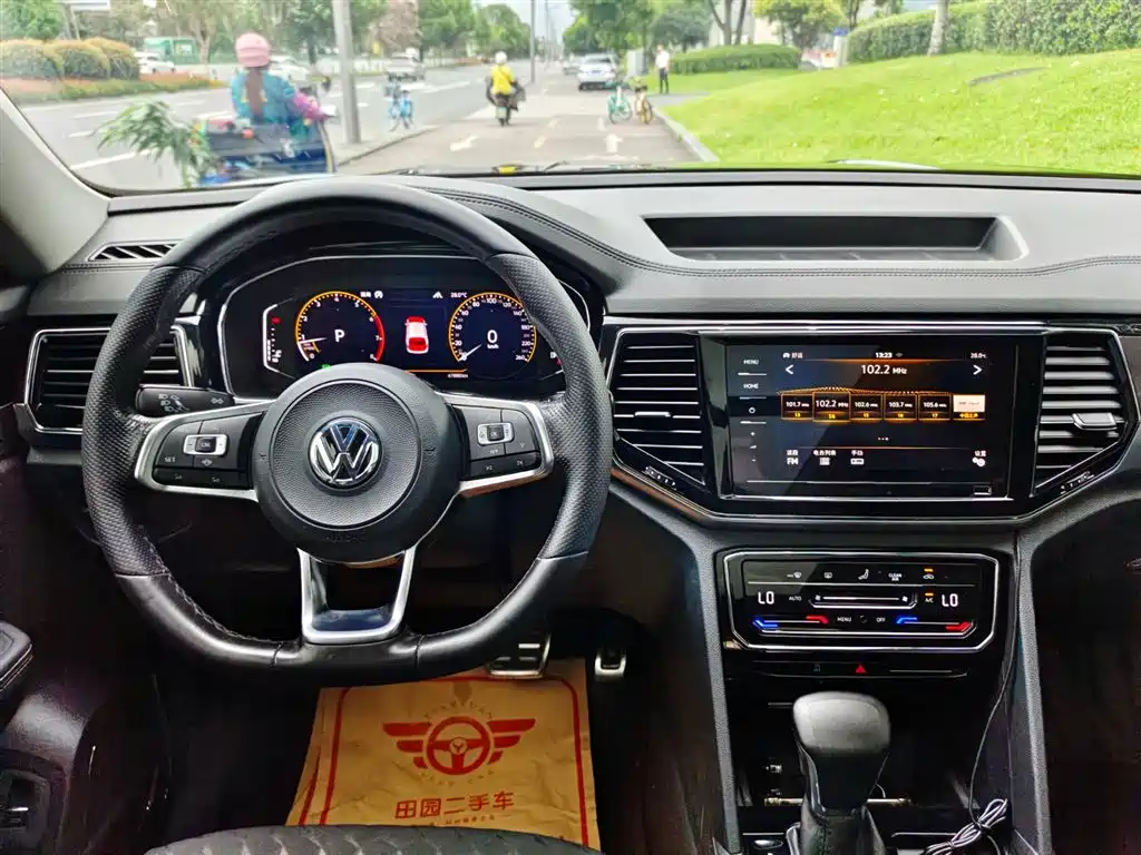 Volkswagen Teramont 2020 Teramont X 380TSI 4WD Luxury фото 10