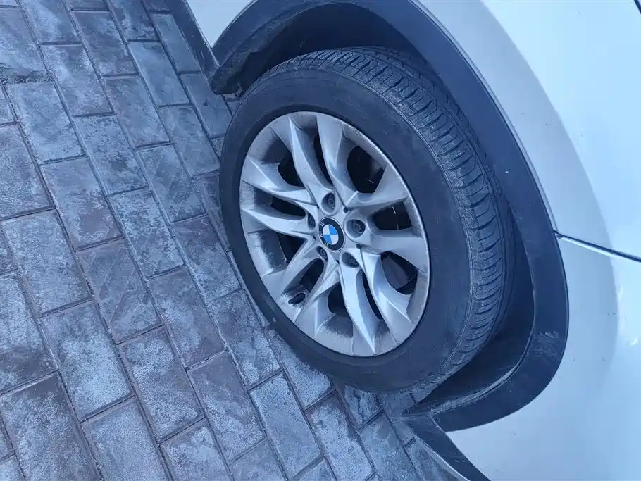 BMW X1 2015 Model sDrive18i Fashion Advanced Edition фото 6