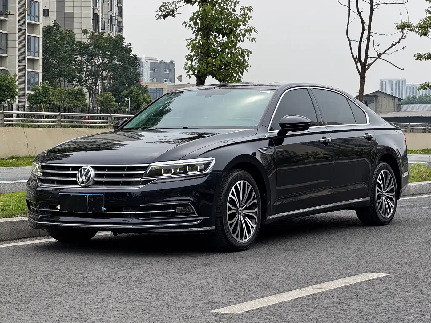 Volkswagen Phideon 2016 380TSI 2WD Ultimate Edition