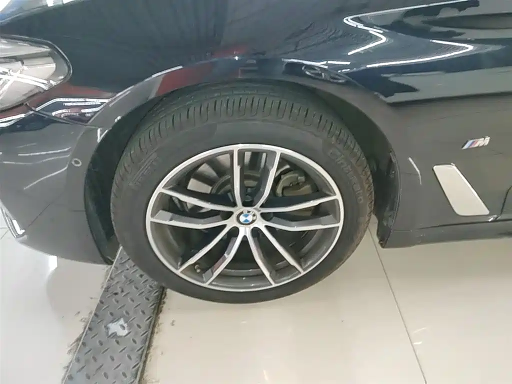BMW 5 Series 2021 Facelift 525Li M Sport Package фото 23
