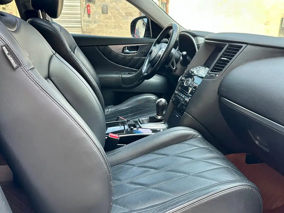 Infiniti FX 2009 2009 FX35 Beyond Edition