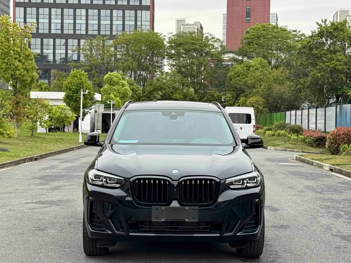 BMW X3 2022 Facelift xDrive30i Leading M Shadow Edition фото 2