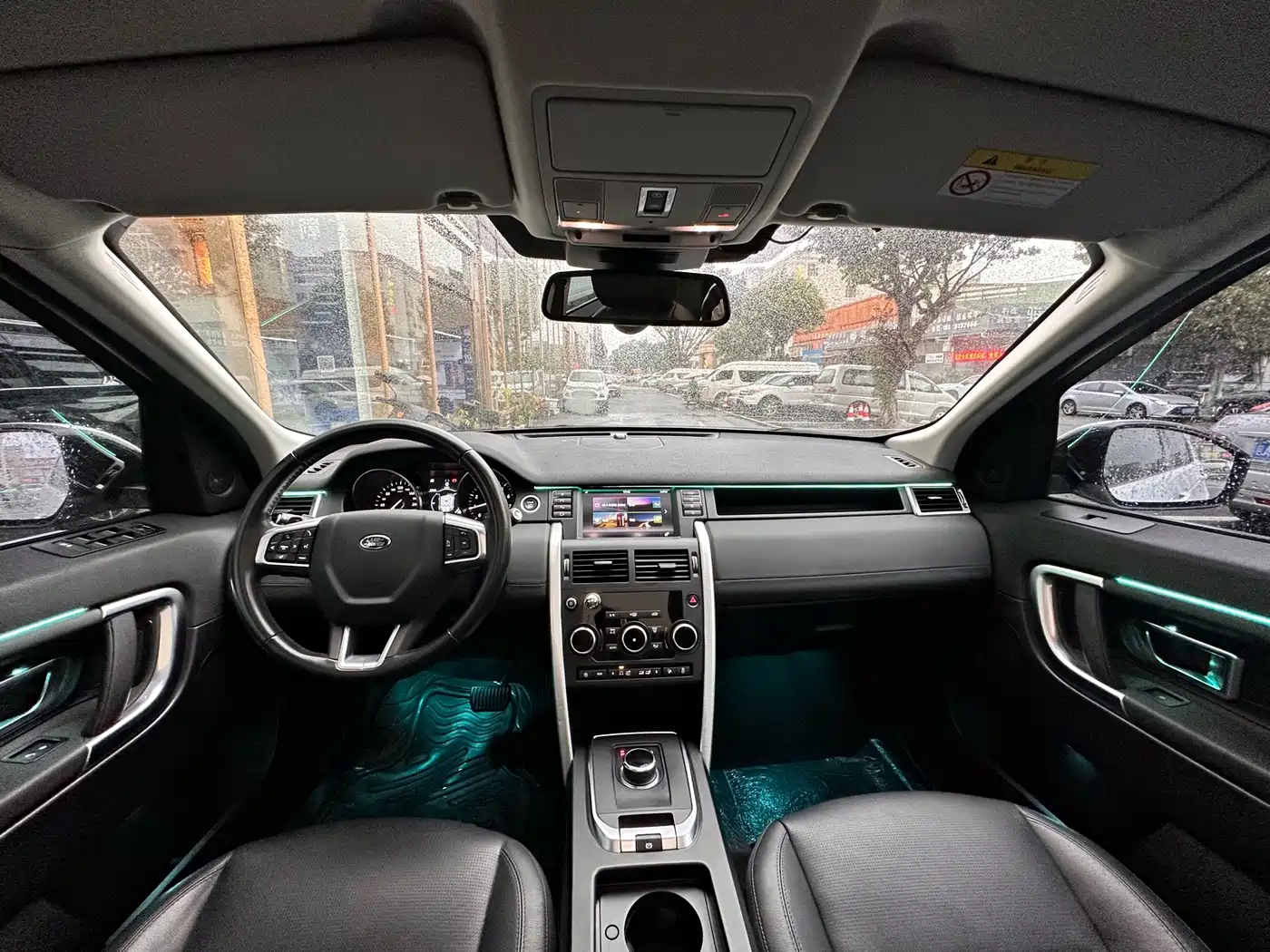 Land Rover Discovery Sport 2019 240PS SE Edition China V фото 12