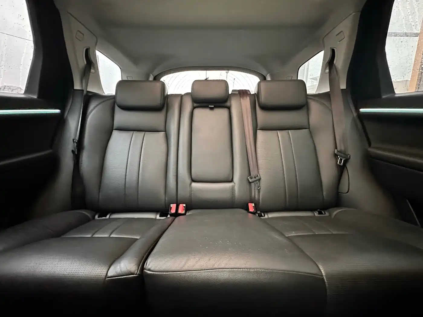 Land Rover Discovery Sport 2019 240PS SE Edition China V фото 19