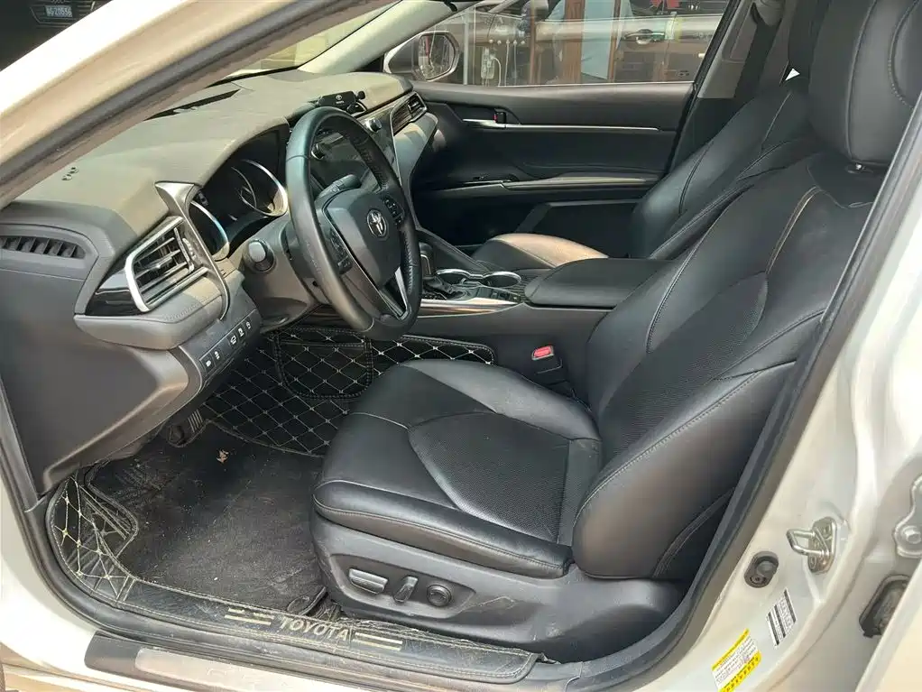 Toyota Camry 2019 2.0G Luxury (China V) фото 4