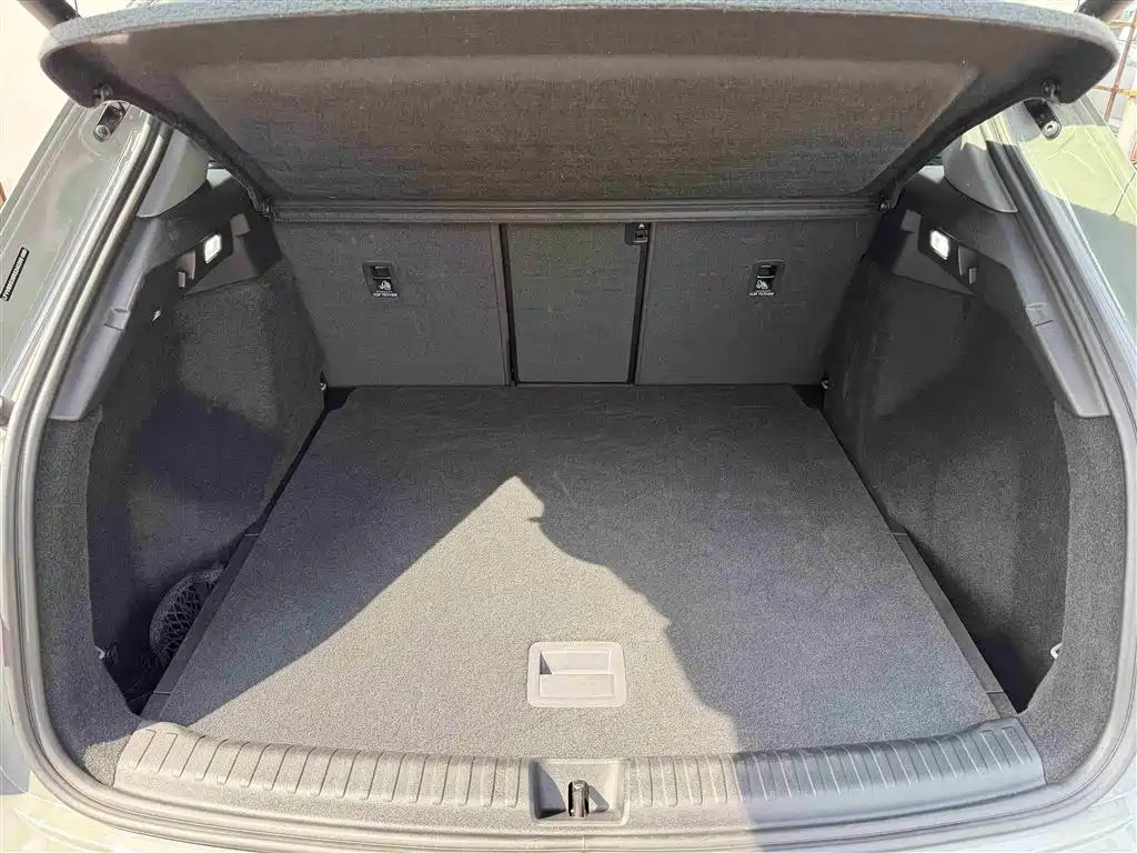 Audi Q4 e-tron 2024 40 e-tron Creation Edition фото 8
