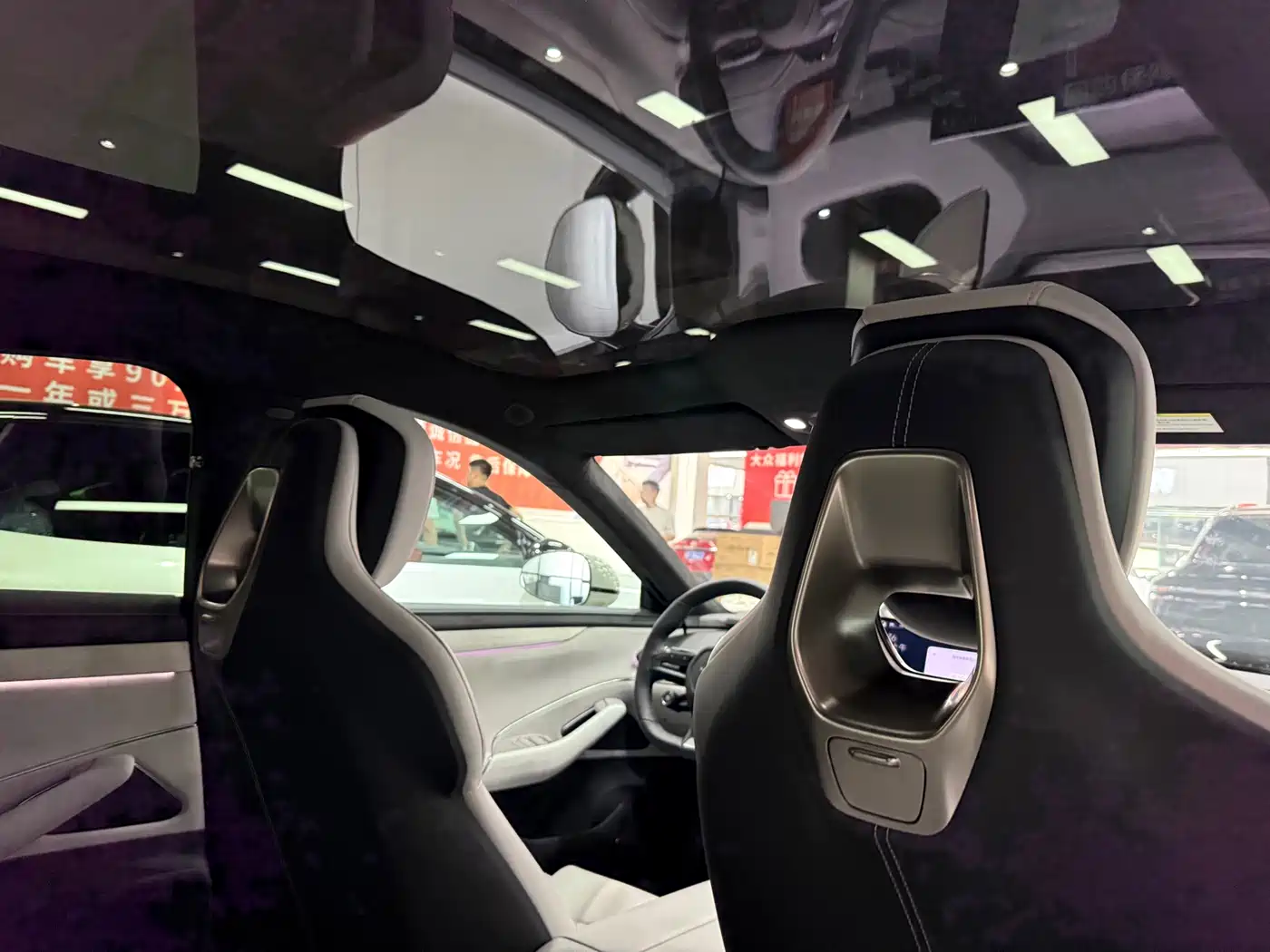 Xiaomi Auto Xiaomi SU7 2024 AWD Extended Range Advanced Smart Driving Max Edition фото 11