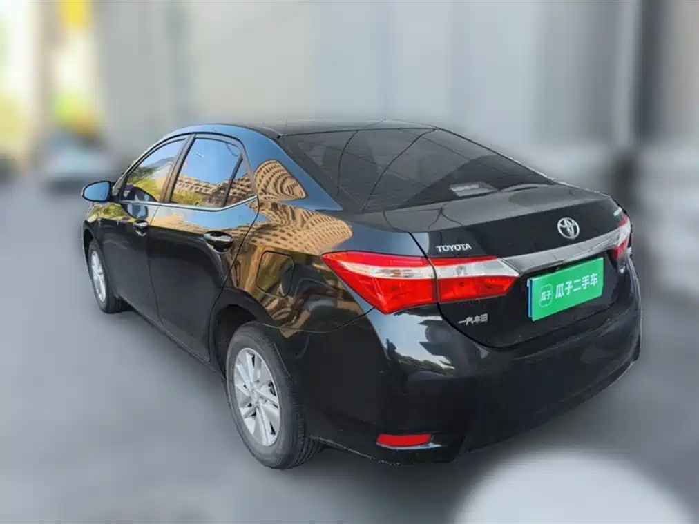 Toyota Corolla 2014 1.6L CVT GL фото 25
