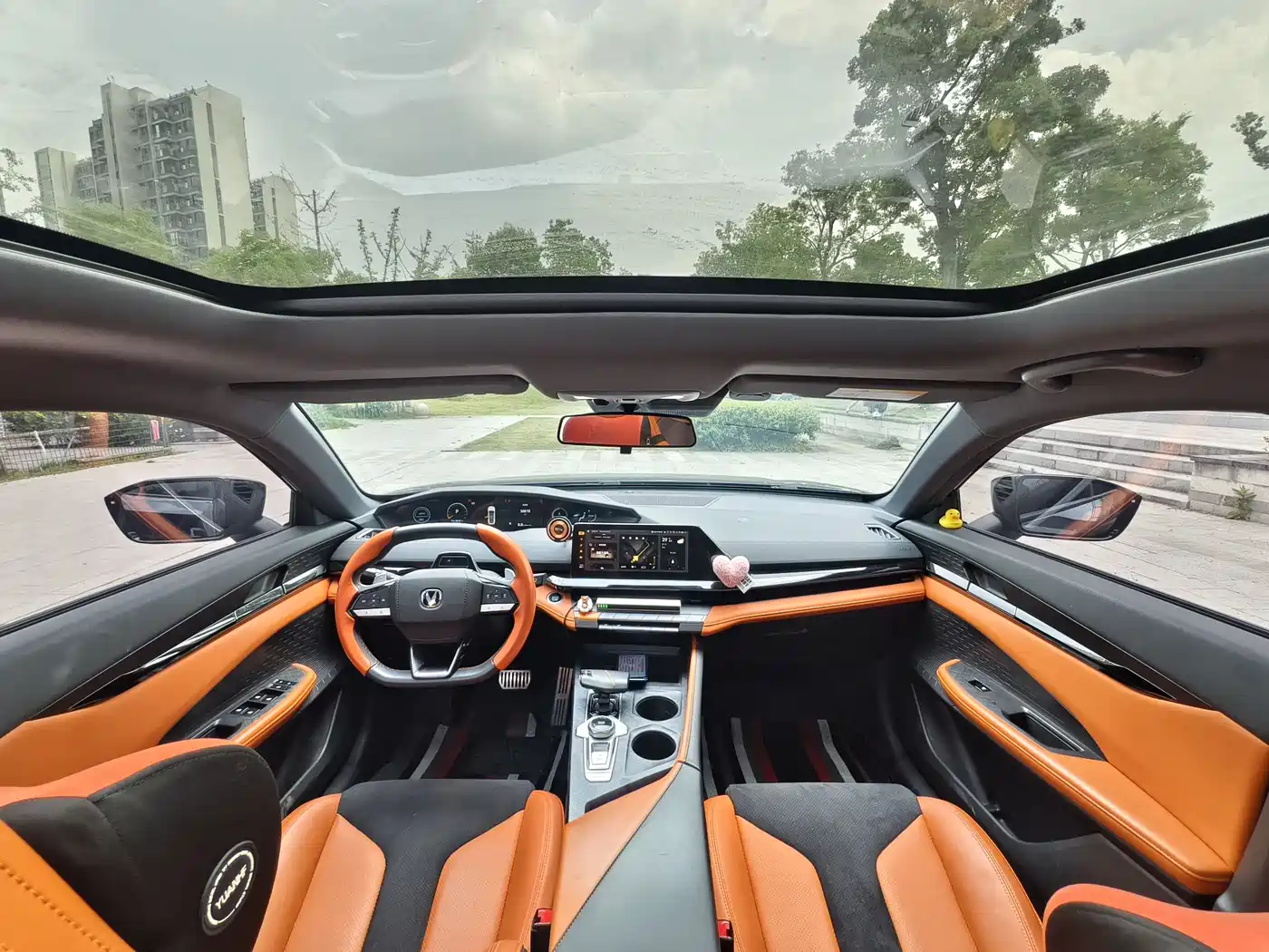 CHANGAN UNI-V