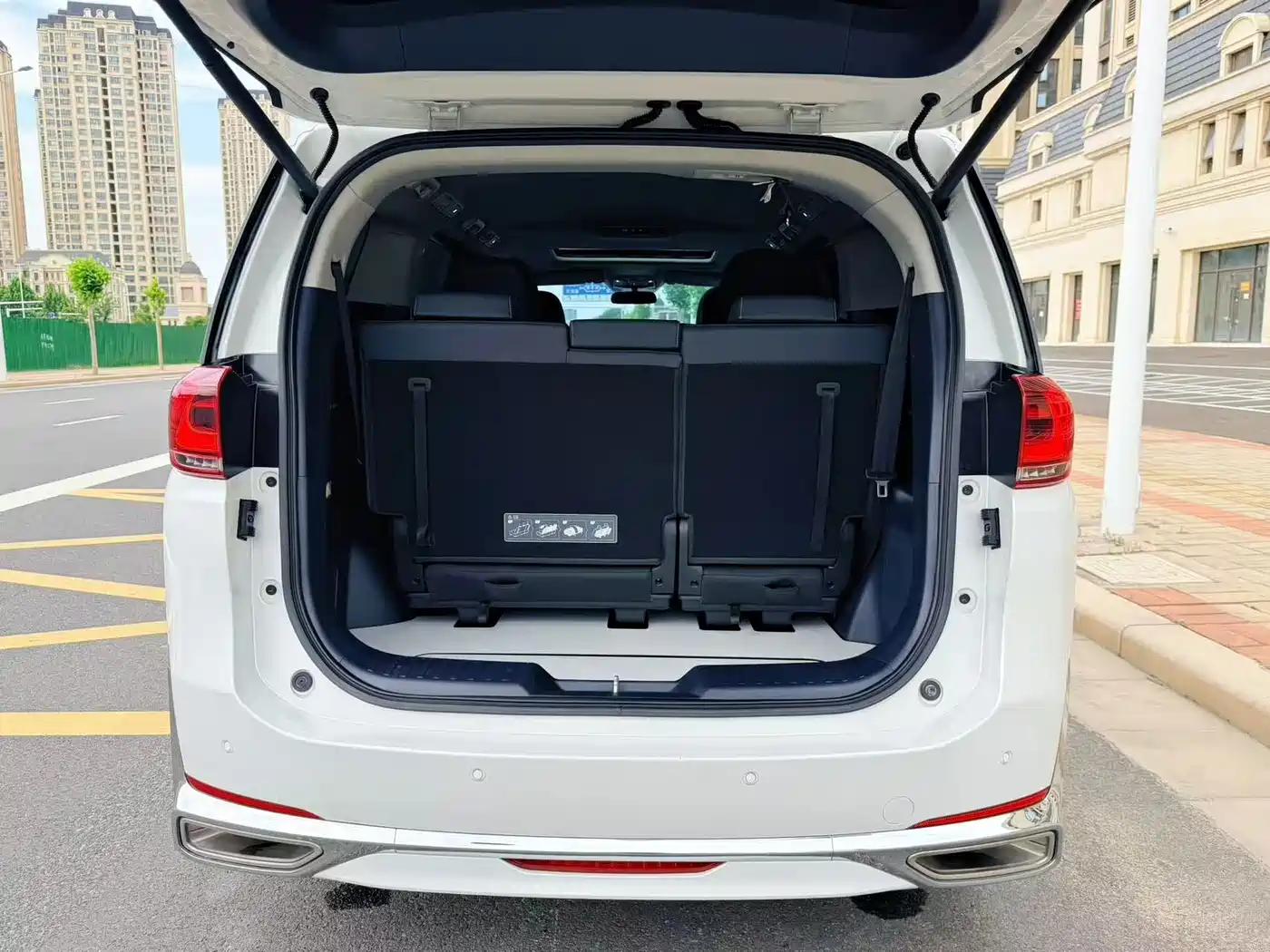 GAC Trumpchi Trumpchi M8 2024 Leadershow Series 390T Premium Edition фото 10